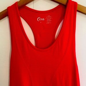 NWOT ZYIA RED COPPER CHARGED TANK SZ SMALL.